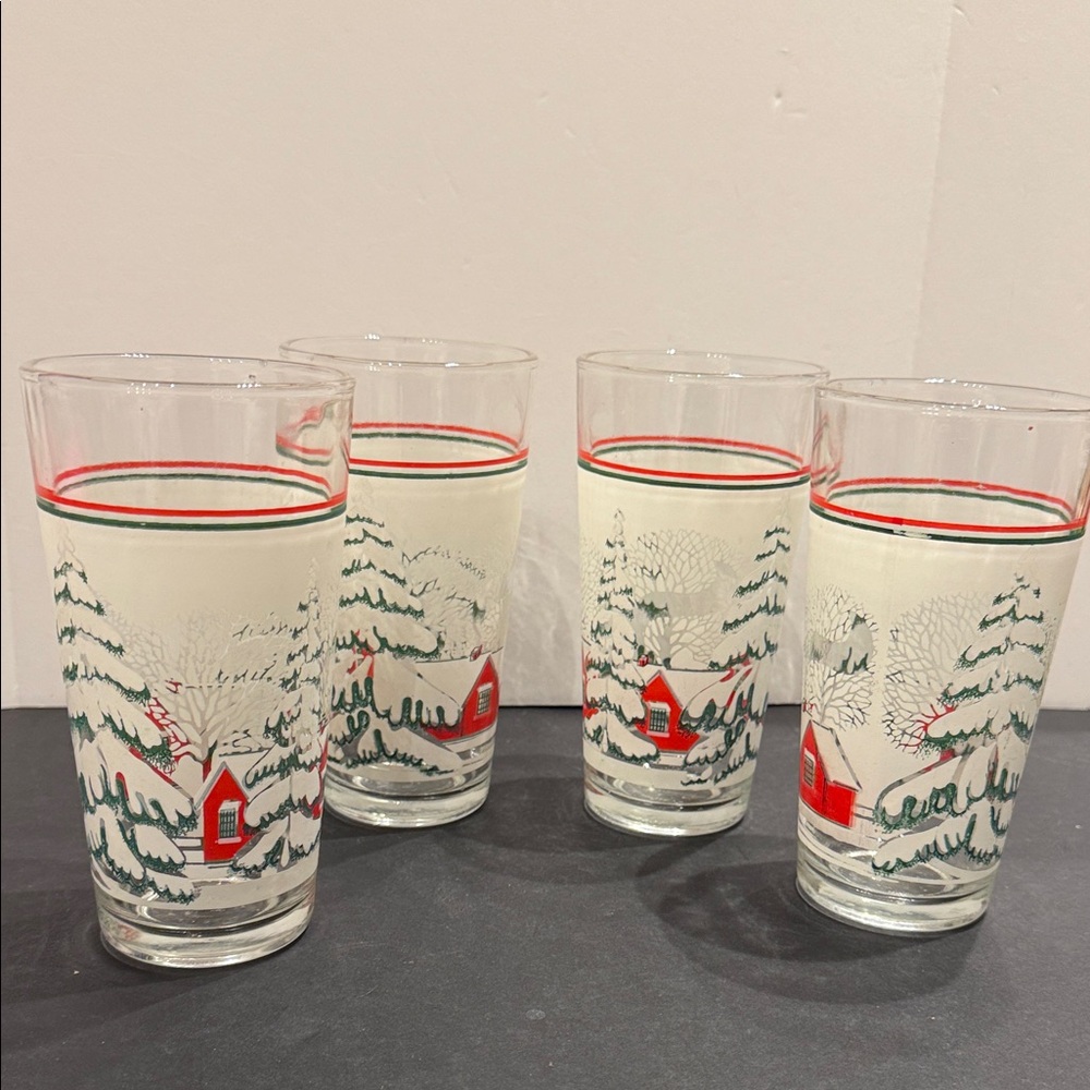 Vintage Kig frosted Christmas Holiday Set of 4 Evergreen & red drinking glasses